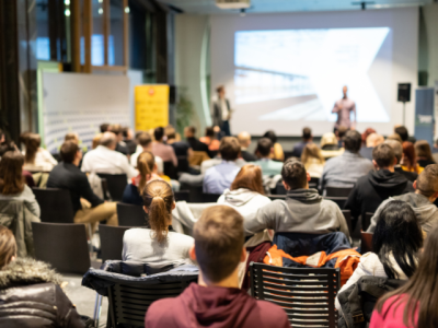 speaker presenting to audience