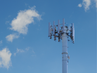 photo of a cell tower
