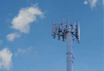 photo of a cell tower