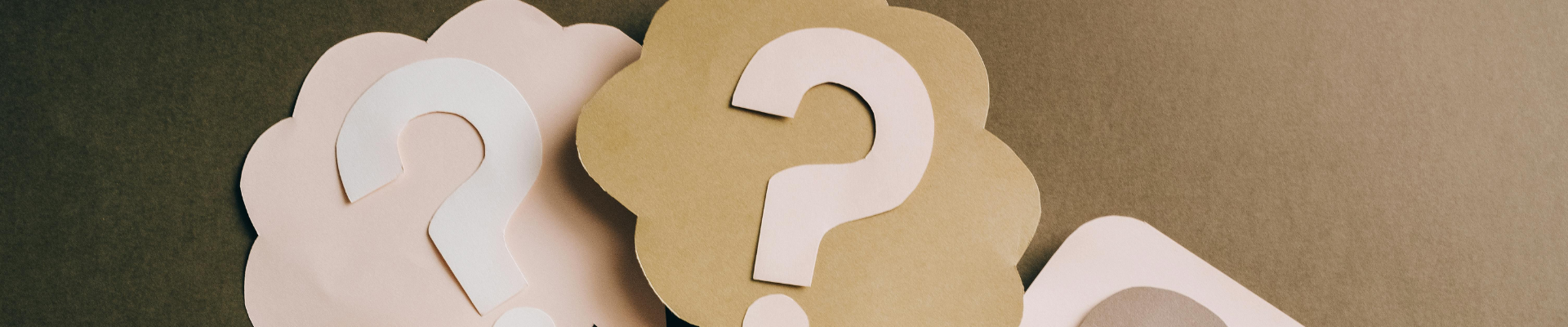 question marks on speech bubbles