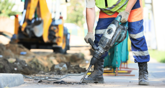 jackhammer-worker-roadway